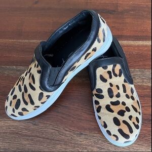 KATE & MEL Animal Print Leather Sneakers, Size 8.
